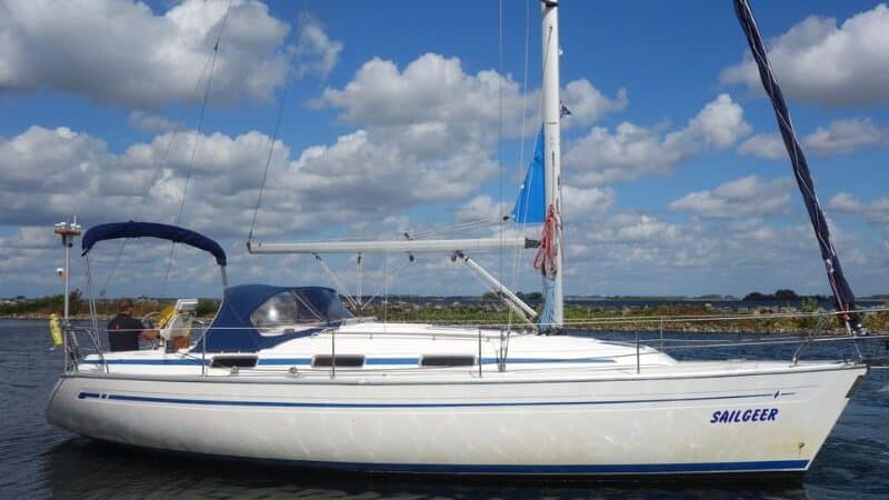 Zijaanzicht Bavaria 37