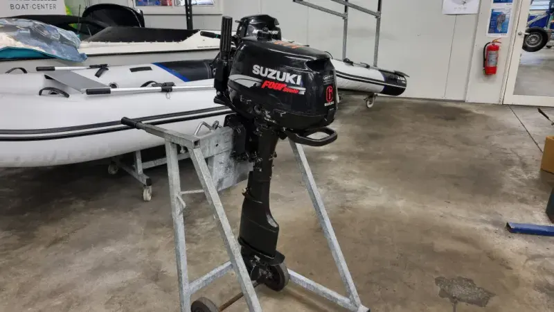 Suzuki DF6L 4-takt langstaart 2005