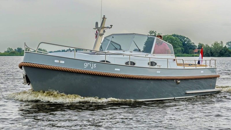 15 Langenberg Cabin Cruiser 30 Overwijk Yachting