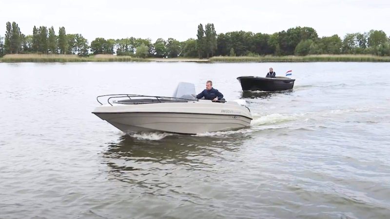 Amigo Boats Nauticlink06 Om 12.49.27