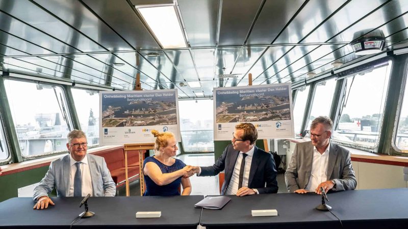 Den Helder, 29 juni 2023
Ondertekening bestuursovereenkomst Den Helder; Staatssecretaris met provincie voor ontwikkeling havengebied.