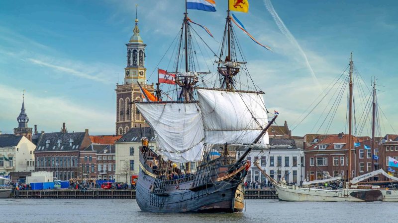 Halve-maen-stadsfront-Kampen-2onder-vermelding-van-Johan-Schaart