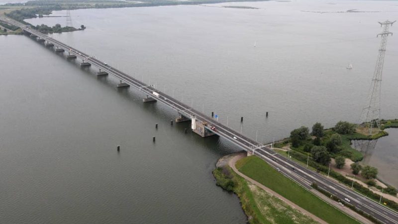 Haringvlietbrug