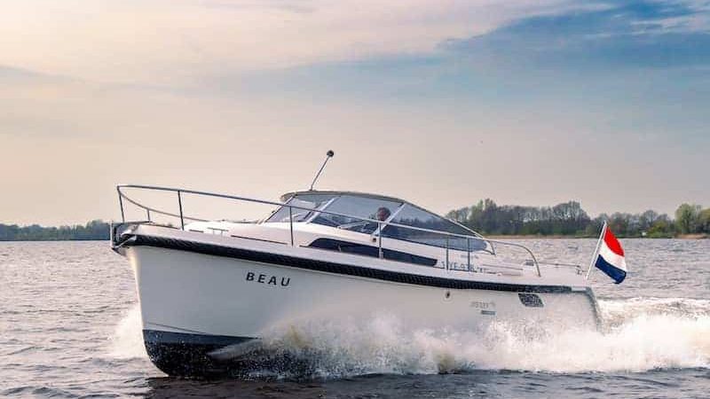 Intender 950 Cabin