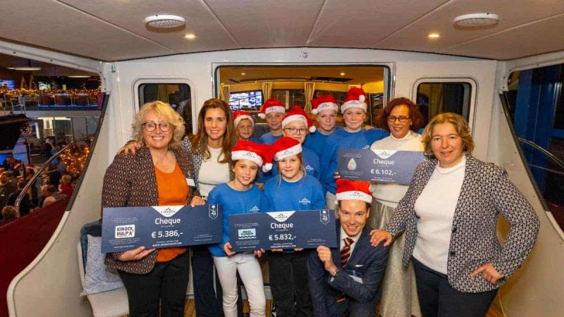 Linssen Yachts overhandigt cheques-Nauticlink