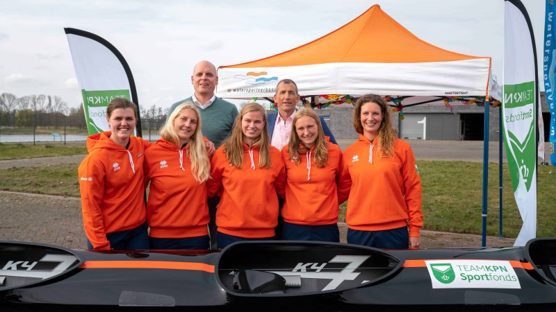 TEAMKPN Sportfonds omarmt team Dames K4 Kanosprint