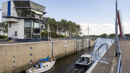 Koopvaardersschutsluis, Den Helder
copyright: Michiel Wijnbergh