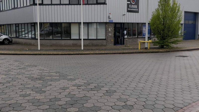 Vacature Clouds International Commercieel Medewerker Binnendienst