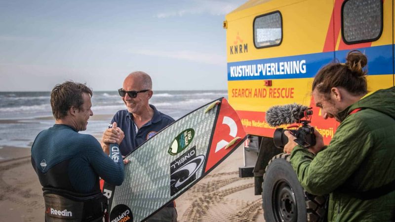 Voorzie je surfspullen van Be Traceable-stickers-Nauticlink